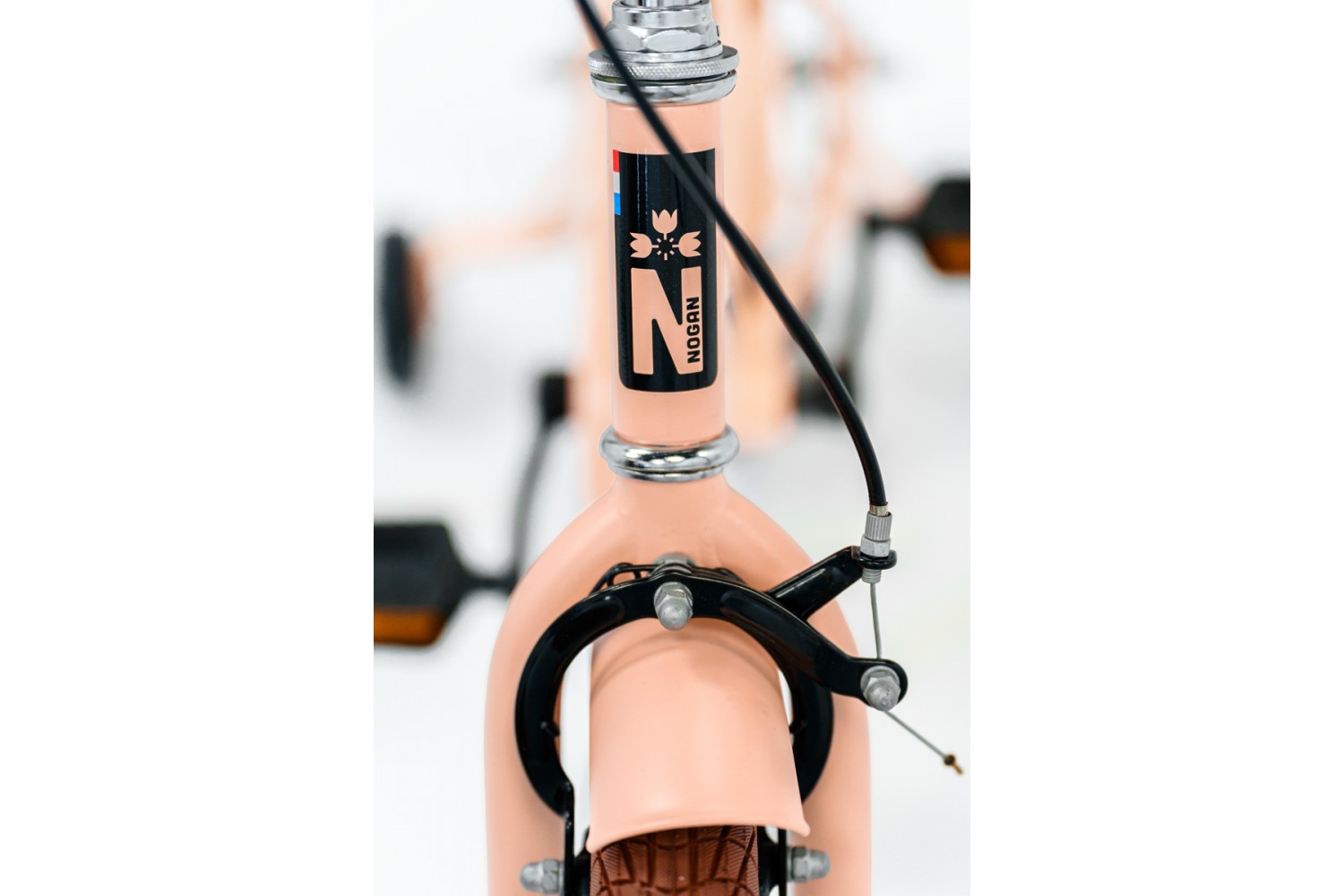 Vélo Enfant Nogan Dutchy 12 pouces Rose Mat Vélo Enfant Nogan Dutchy 12 pouces Rose Mat